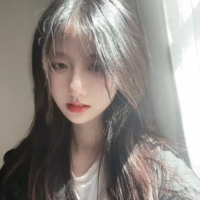 鱼跃在花见粤语
